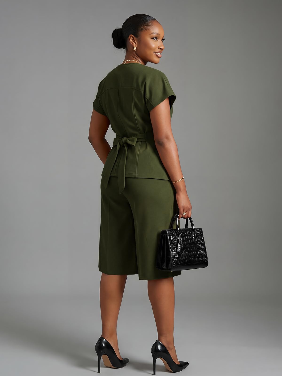 Women's Summer 2 Pieces Suits Set Short Sleeve Blazer Wide Leg Knee-Length Pants Sets Business Casual Outfit