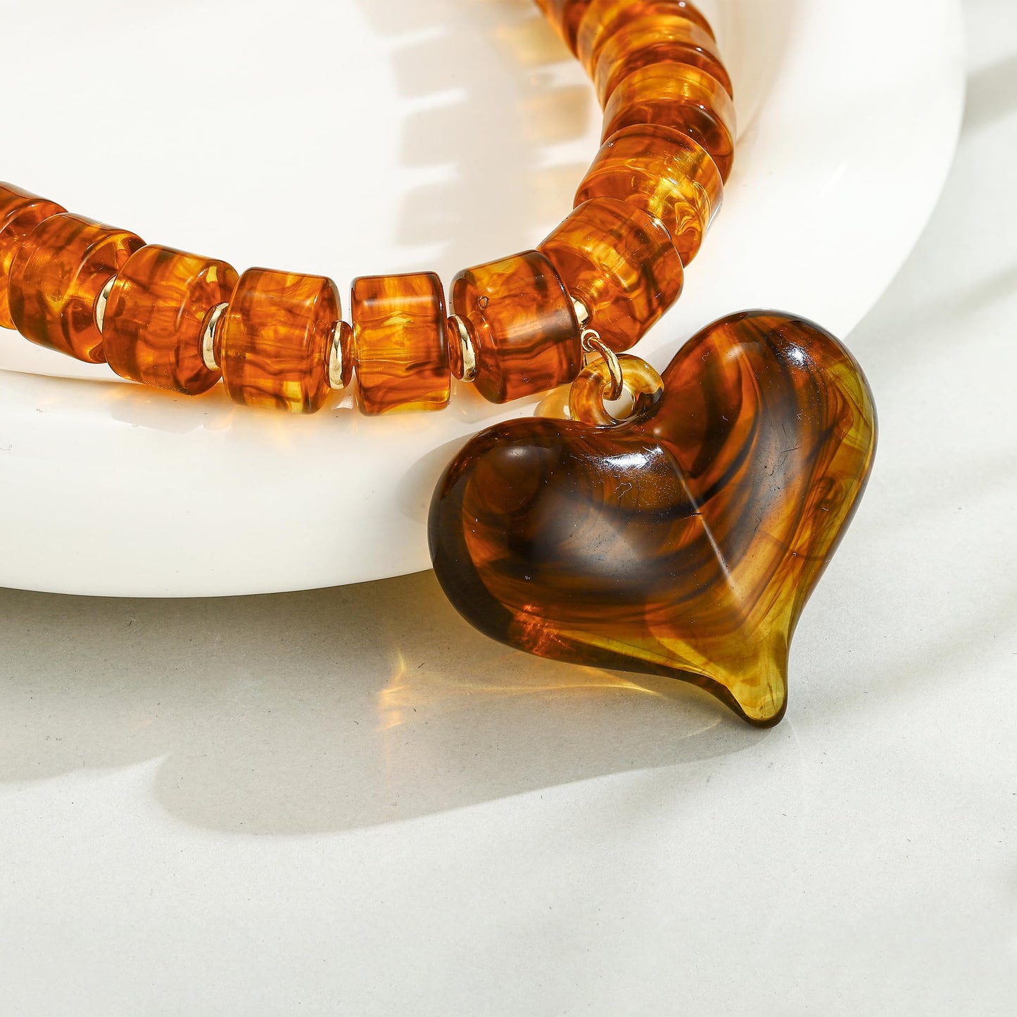 WOWORAMA Chunky Heart Necklaces for Women Colorful Resin Beaded Choker Necklace Gold Puffy Heart Statement Necklace Trendy Acrylic Choker Jewelry