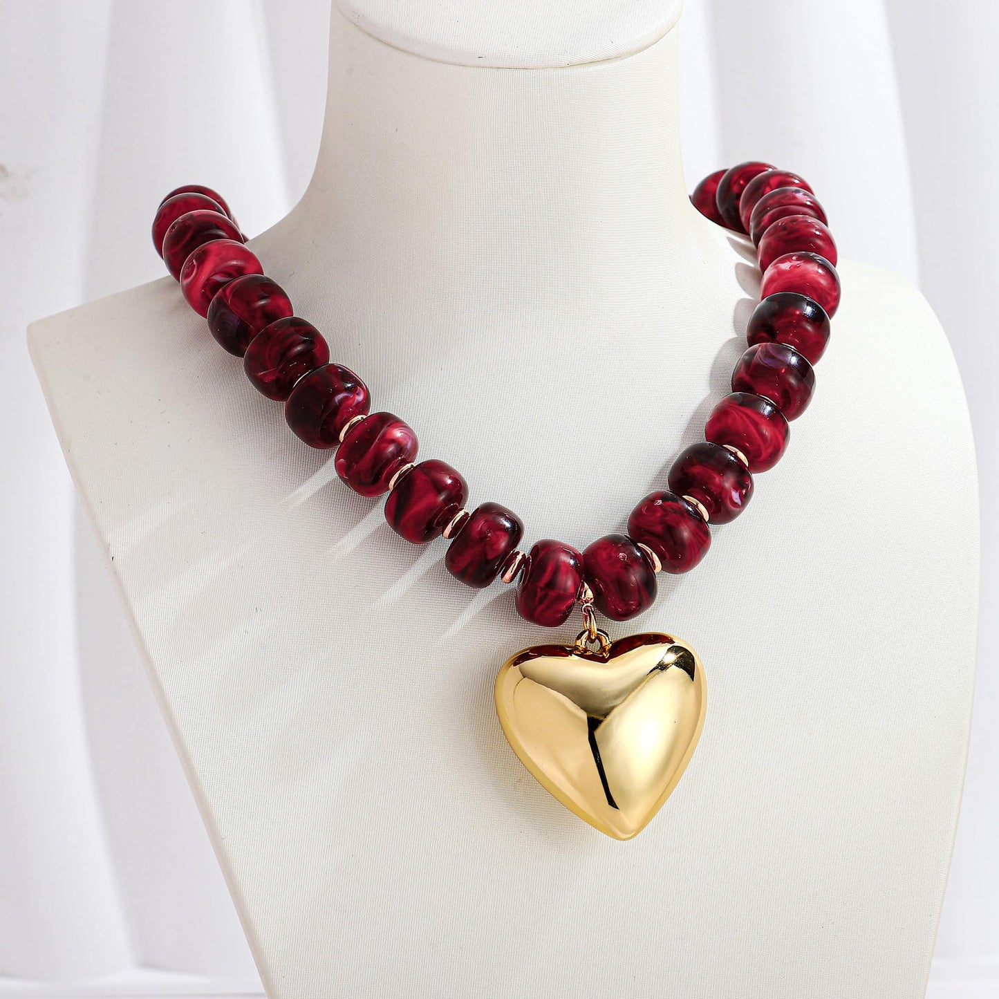 WOWORAMA Chunky Heart Necklaces for Women Colorful Resin Beaded Choker Necklace Gold Puffy Heart Statement Necklace Trendy Acrylic Choker Jewelry