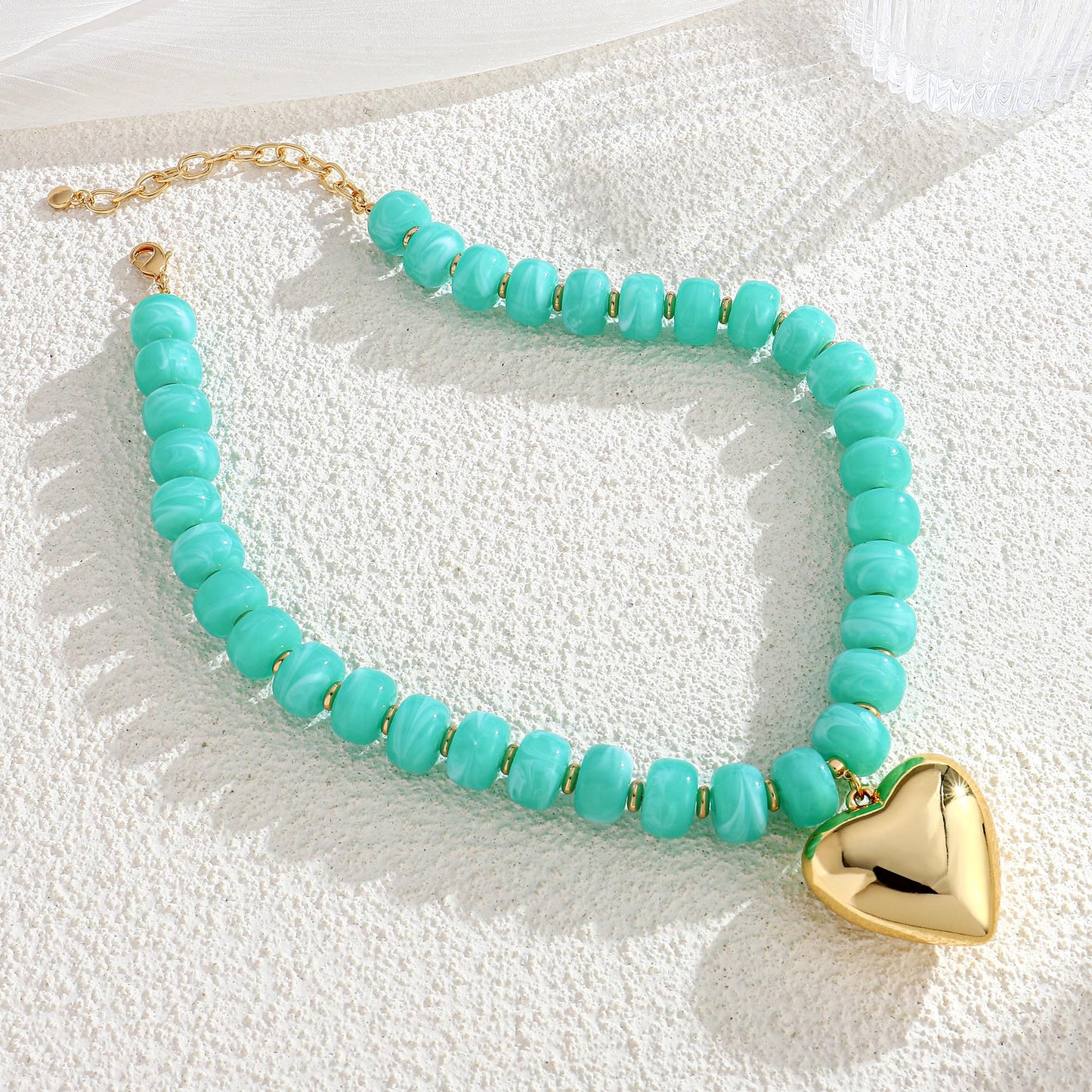 WOWORAMA Chunky Heart Necklaces for Women Colorful Resin Beaded Choker Necklace Gold Puffy Heart Statement Necklace Trendy Acrylic Choker Jewelry